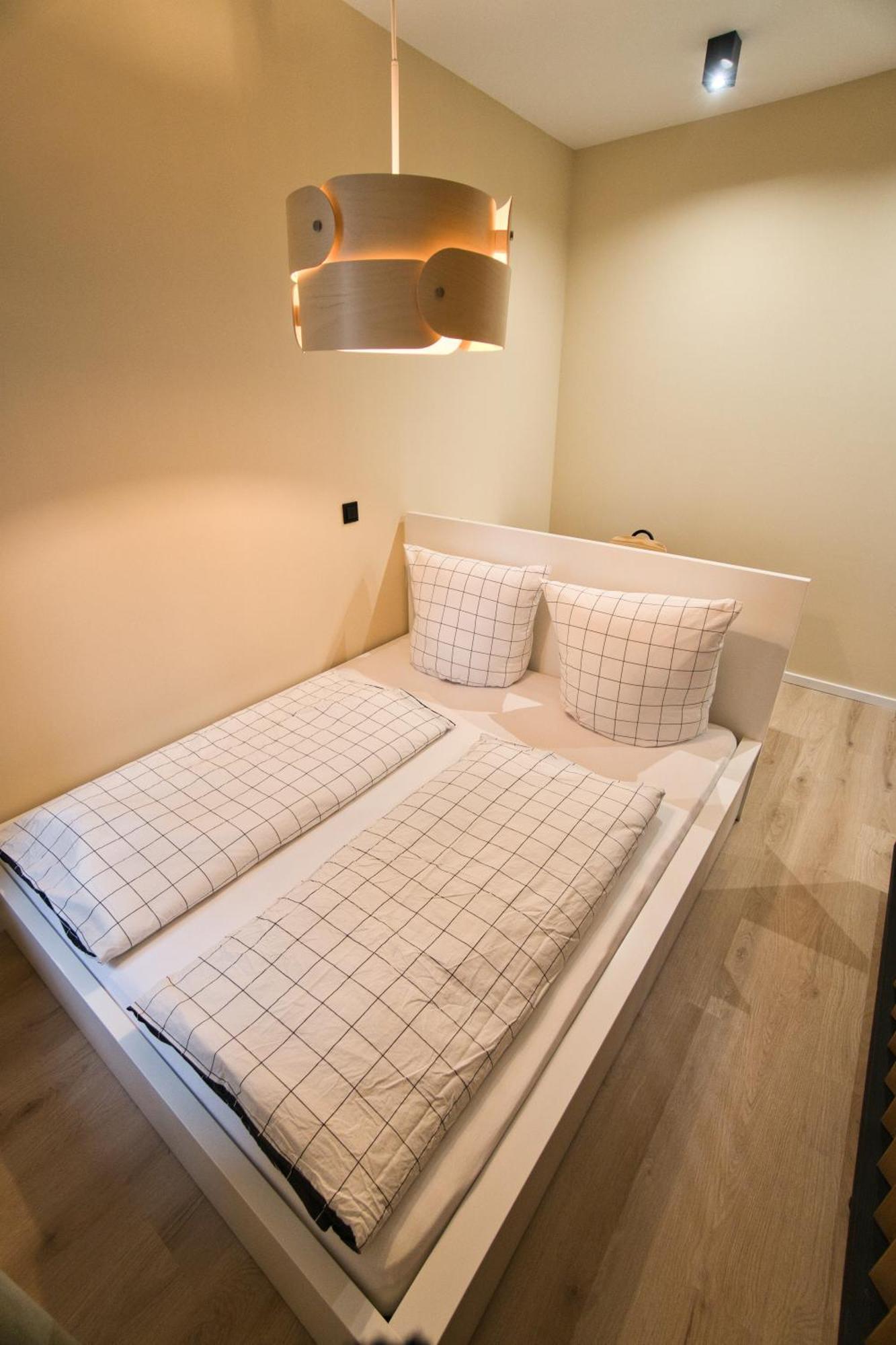 Goethe-Suites: Premium 4 Person Worms City Centre Appartment Экстерьер фото